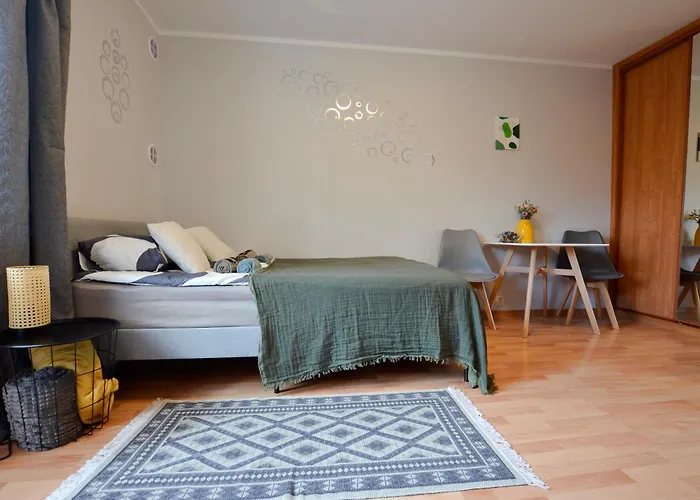 아파트 Near Old Town *